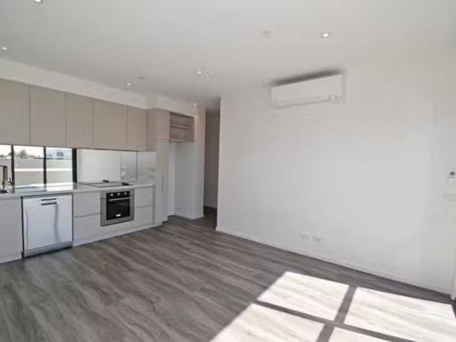 Charming 4/477 South Road, Bentleigh VIC 3204 Apartment For.