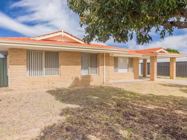 Deal! 44 Explorer Drive, THORNLIE, WA 6108 House for Rent