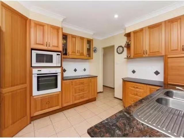 Deal! 44 John Oxley Drive Port Macquarie House for rent Liste.