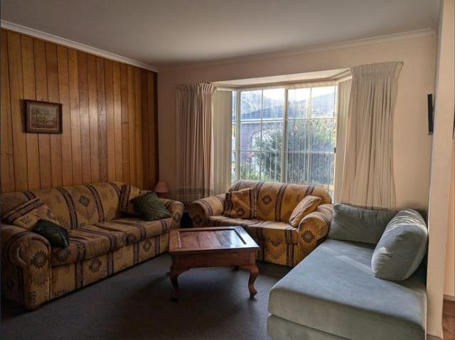 For Rent $450 Per Week