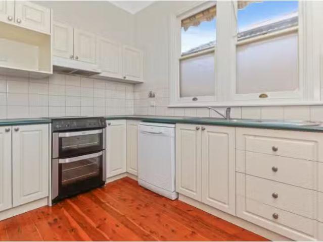 Rental! 45 Urana Street, Turvey Park House for rent Listed by.