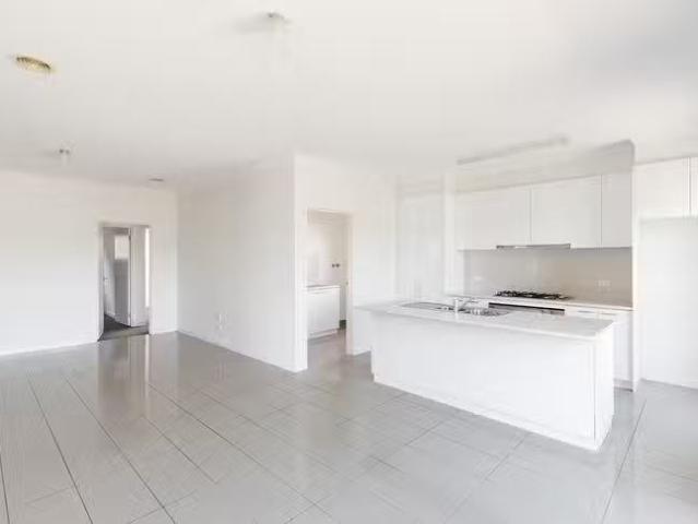 Cheap 45 Ascot Gardens Drive, Delacombe, VIC 3356