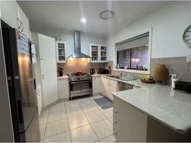 Nice 45 Henry Bayly Drive, Mudgee House for rent Listed by Ja.