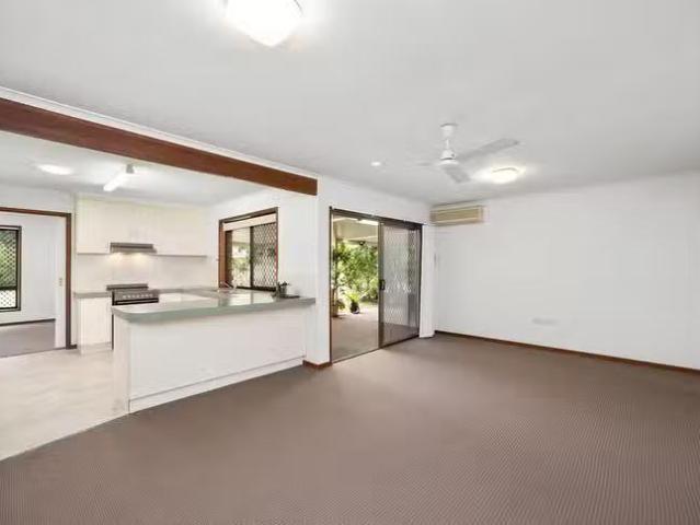 Rental! 45 Kinkuna Street, Wishart, QLD 4122