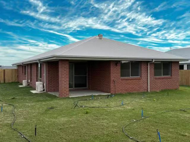 Cheap 45 North Lakes Circuit, Burrum Heads, QLD 4659