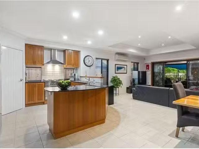 Unique 45A Davy Street, Alfred Cove, WA 6154