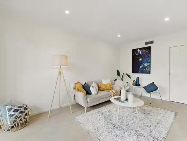 Deal! 46/224 Flemington Road, Harrison, ACT 2914
