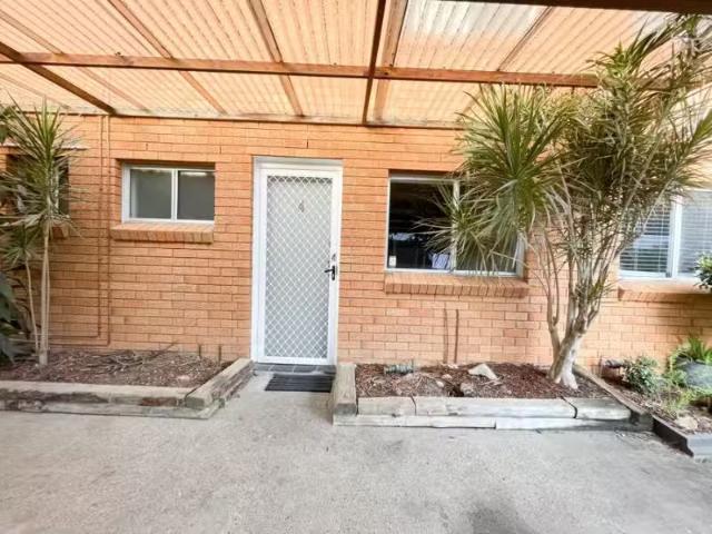 Deal! 4/66 68 Park Beach Road, COFFS HARBOUR Apartment for ren.