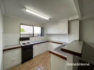 Cozy 4/6 Wentford Street, Mackay, QLD 4740