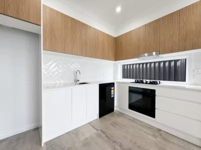 Charming 46A Bronzewing Street, TAHMOOR House for rent Listed.