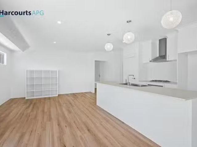 Unique 46C Frankel Street, Carey Park, WA 6230