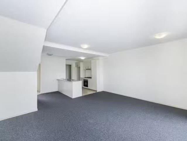 For Rent! 48/4 Ross Road, Queanbeyan, NSW 2620