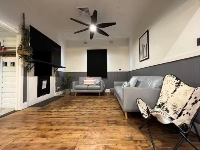 Cheap 48 William Street, Singleton NSW 2330