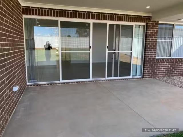 Just in! 48 Eagle Avenue, CALALA House for rent Listed by Oli.