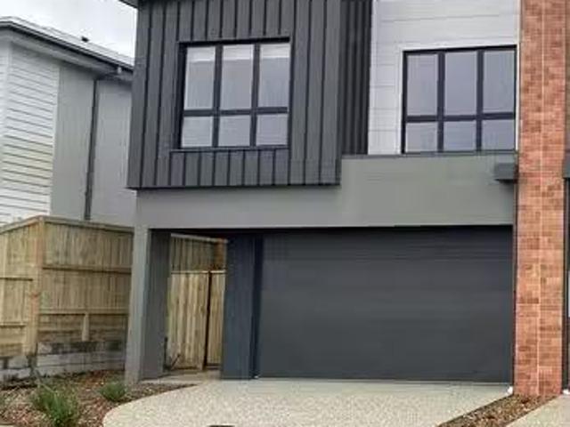 Deal! 48 Needlebush Drive, Sunbury, VIC 3429