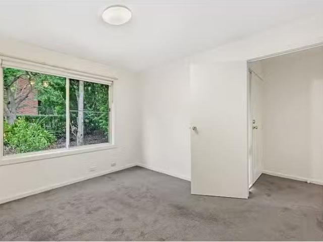 Just in! 4/92 Boundary Road, Pennant Hills Townhouse for rent.