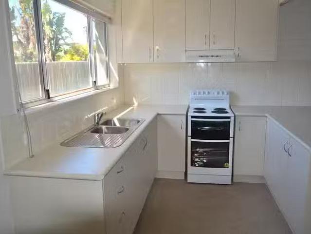 For Rent! 4/96 Herries Street, East Toowoomba, QLD 4350