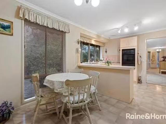 Cozy 497 Milne Road, Ridgehaven, SA 5097