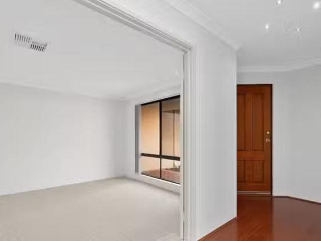 Cozy 49 Wallaby Parade, Baldivis, WA 6171