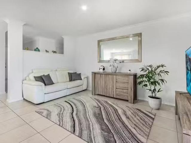 Just in! 49 Wisteria Crescent, Pinjarra, WA 6208