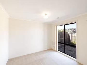Cozy 49 Mary Gillespie Avenue, Gungahlin, ACT 2912