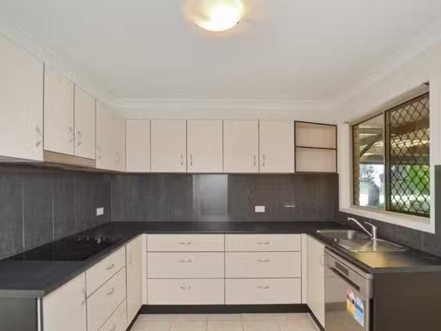 Just in! 4 Mcgreavy Street, One Mile, QLD 4305