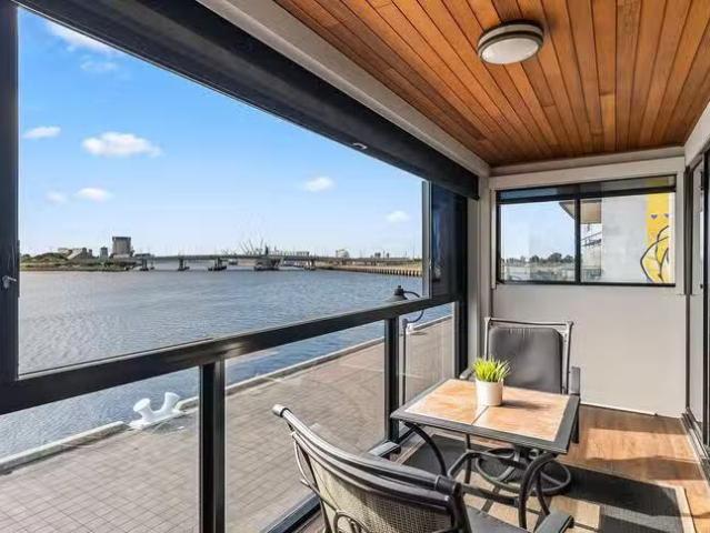 Cozy 4 Mercantile Dock, Port Adelaide, SA 5015