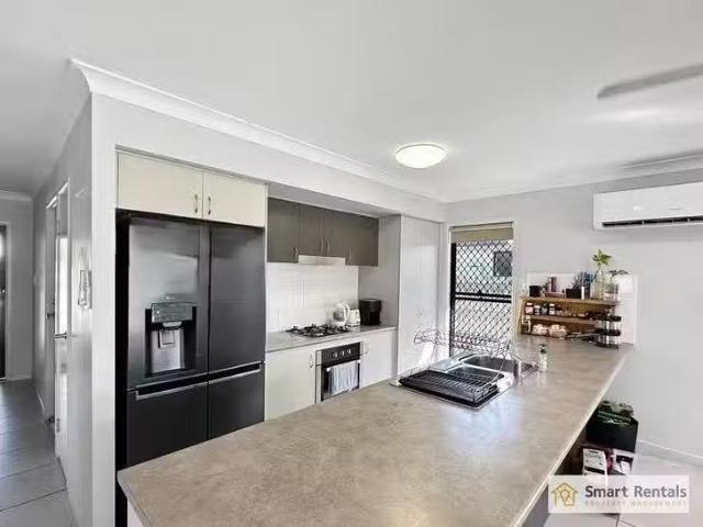 Charming 4 Barwick Mews, Deeragun, QLD 4818