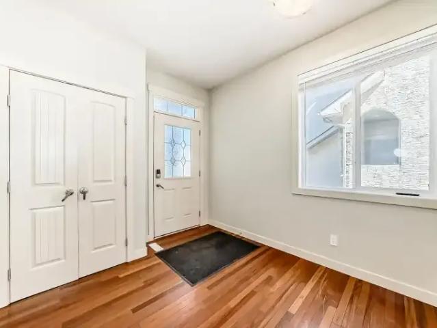 For Rent 4 Bedroom Apartment Calgary AB DS104506885