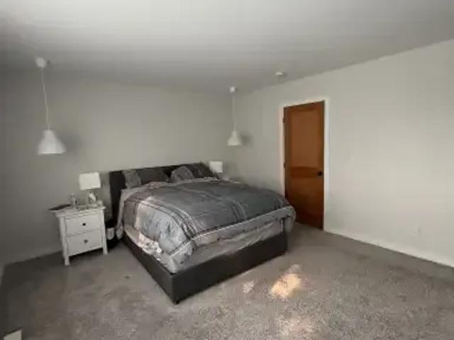 For Rent 4 Bedroom Apartment Calgary AB DS104940814