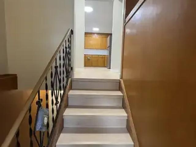 For Rent 4 Bedroom Apartment Calgary AB DS104991611