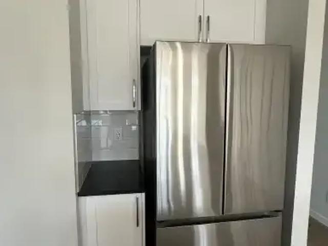 For Rent 4 Bedroom Apartment Calgary AB DS105554511
