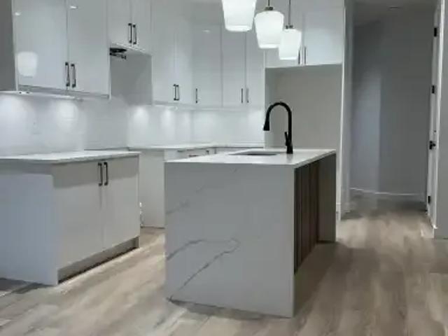 For Rent 4 Bedroom Apartment Edmonton AB DS105435054