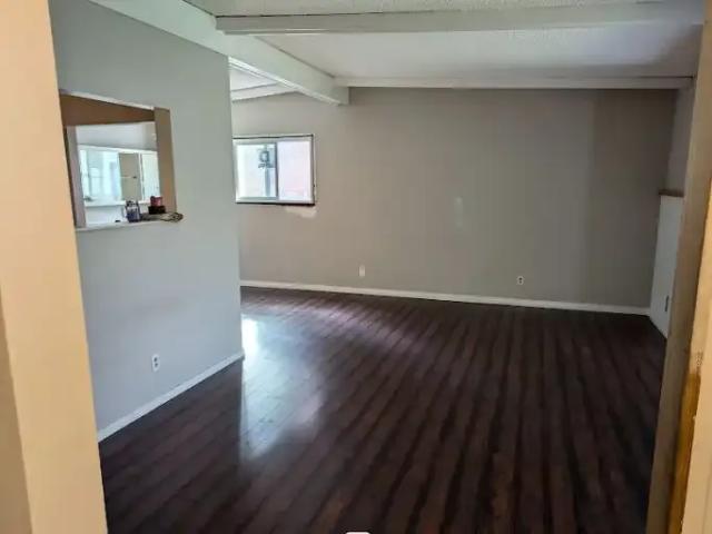 For Rent 4 Bedroom Apartment Edmonton AB DS105945596