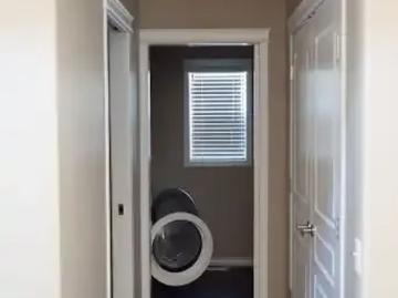 For Rent 4 Bedroom Apartment Edmonton AB DS103487291