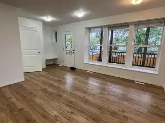 For Rent 4 Bedroom Apartment Edmonton AB DS103579180