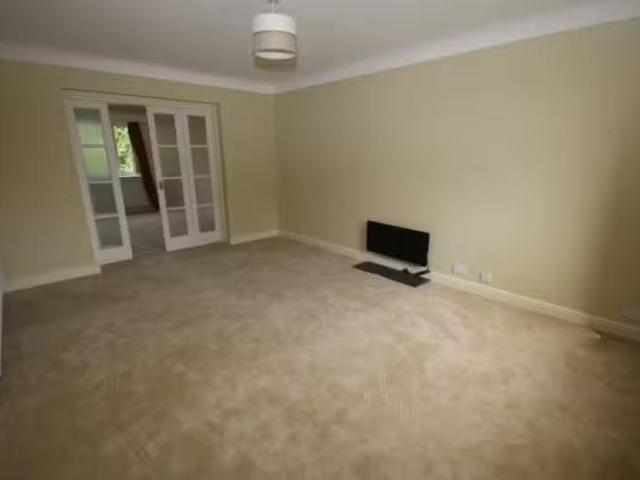 Charming 4 bedroom detached house for rent in Boughton Hall Dr.