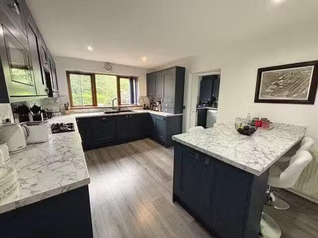 Cheap 4 bedroom detached house for rent in Lodge Gate Close, D.