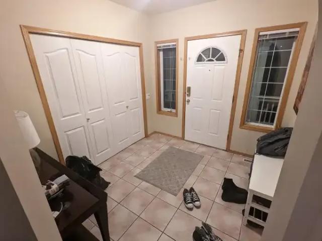 For Rent 4 Bedroom House Cochrane AB DS104841731