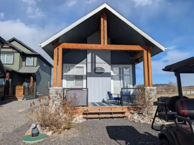 For Rent 4 Bedroom House Cochrane AB DS106118045