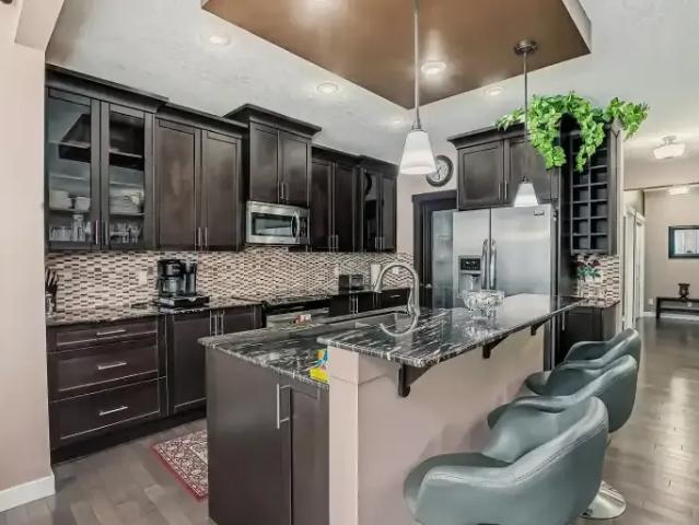 For Rent 4 Bedroom House Calgary AB DLS103770502
