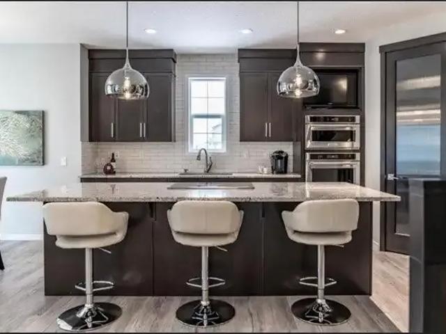 For Rent 4 Bedroom House Calgary AB DS104257312