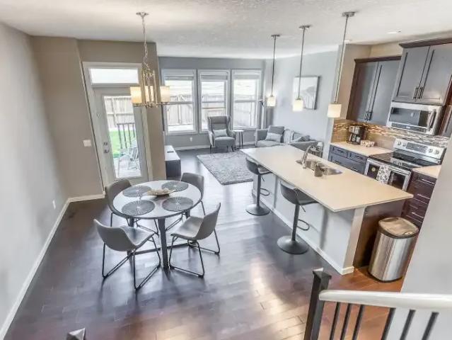 For Rent 4 Bedroom House Calgary AB DS104433813