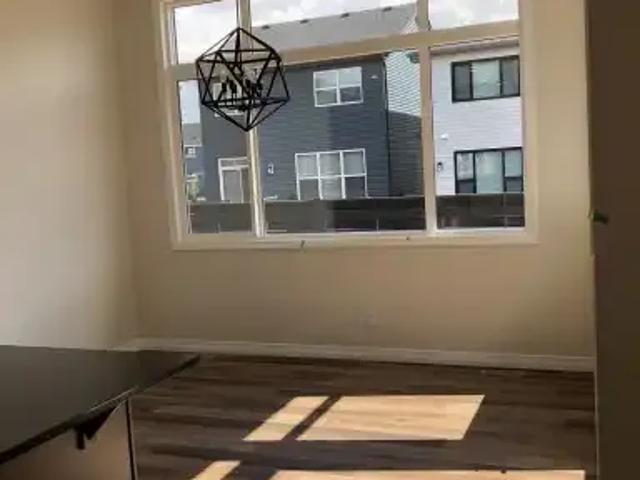 For Rent 4 Bedroom House Calgary AB DS104535543