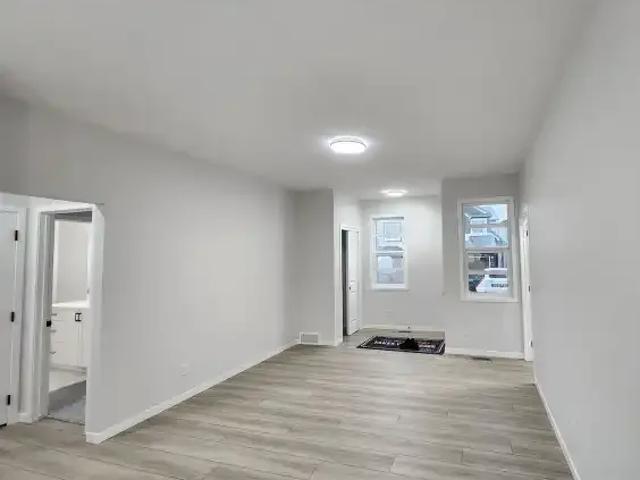 For Rent 4 Bedroom House Calgary AB DS104957562