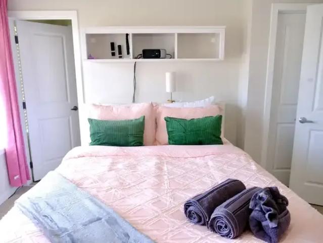 For Rent 4 Bedroom House Calgary AB DS104986121