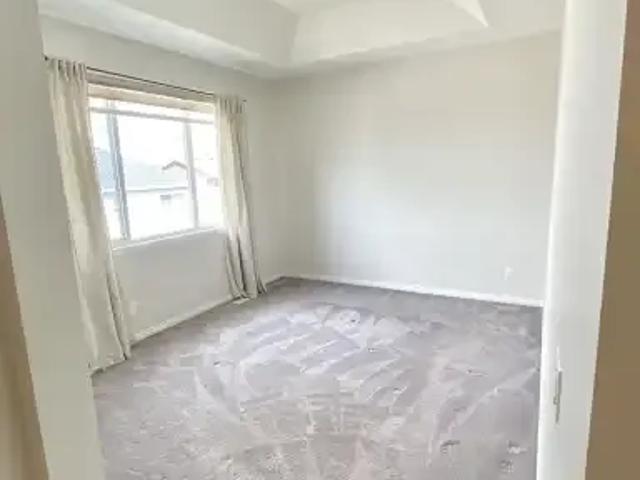 For Rent 4 Bedroom House Calgary AB DS105110842