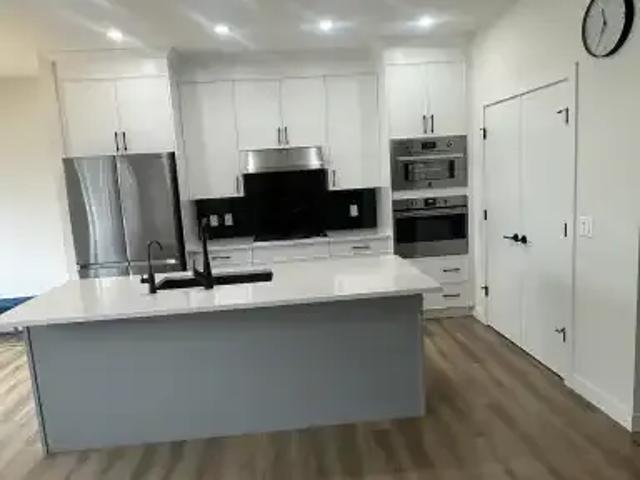 For Rent 4 Bedroom House Calgary AB DS105345037