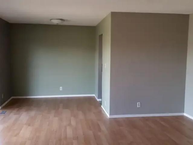 For Rent 4 Bedroom House Calgary AB DS105554483