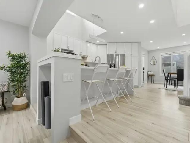 For Rent 4 Bedroom House Calgary AB DS105505815